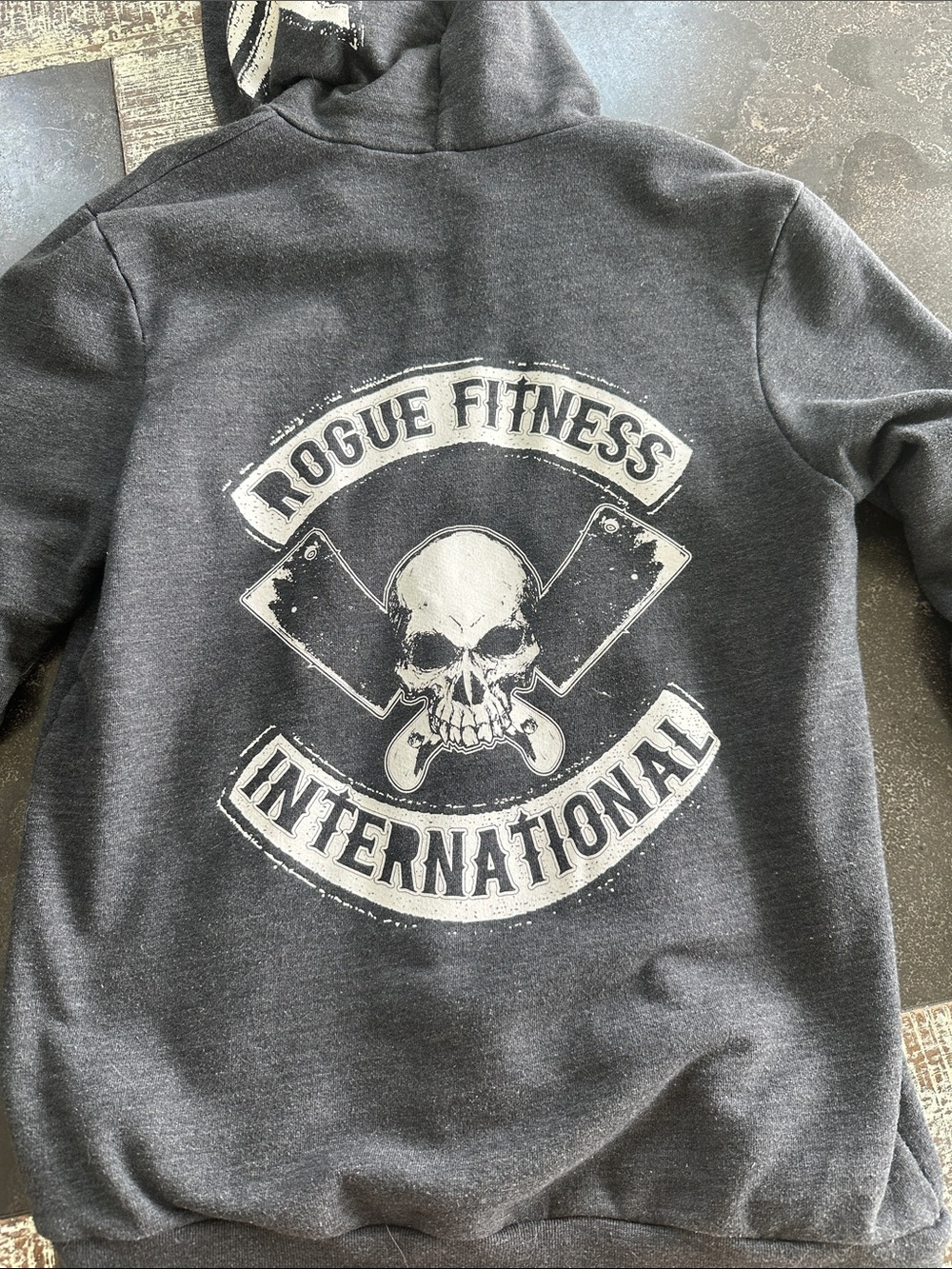 ROGUE FITNESS ZIP UP SZ L